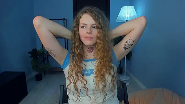 RayaNenlia Chat XXX live