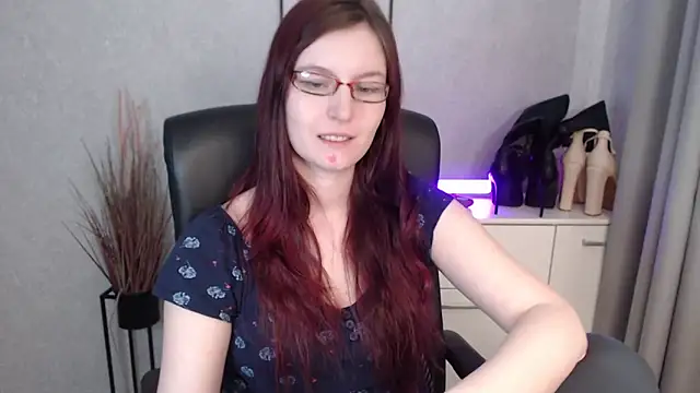 Živý XXX chat emmaxDelight