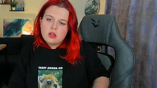 NattInRed's Live XXX Chat