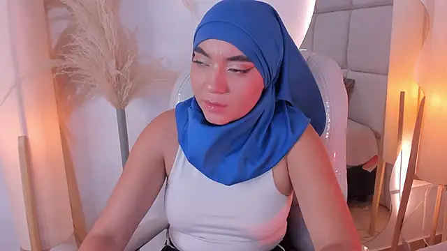 Sooffii_1's Live XXX Chat