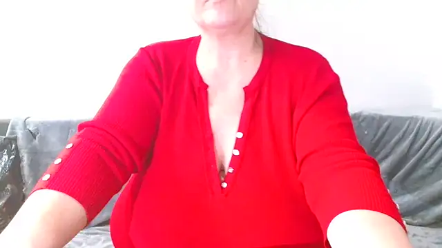 mayabbw50tits' Webcam Show