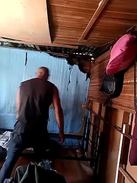 Chatroom XXX en direct de Camodick