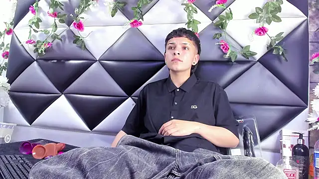 Chat +18 de Megan_Thompson_ ao vivo