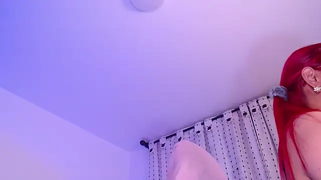 salomecastro_ Adlı Modelin Canlı XXX Sohbeti