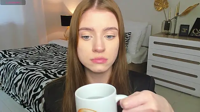 Онлайн чат XXX Erica_Kiss