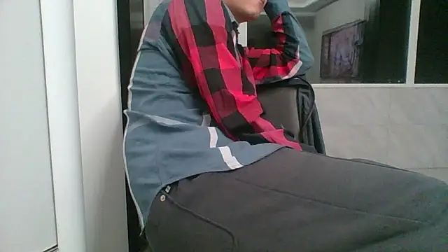 nole_china7's Live XXX Chat