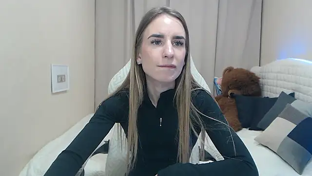 Chat +18 de DeboraHorny ao vivo