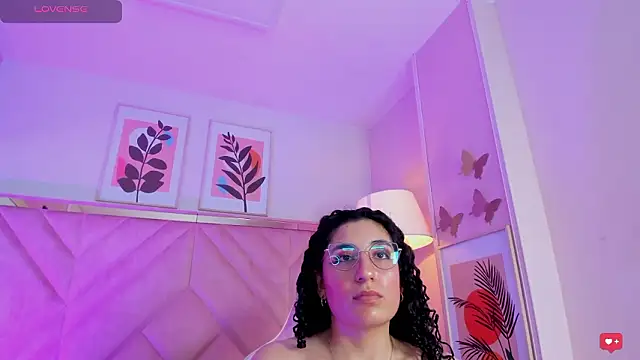 DemiJones_ live XXX chat