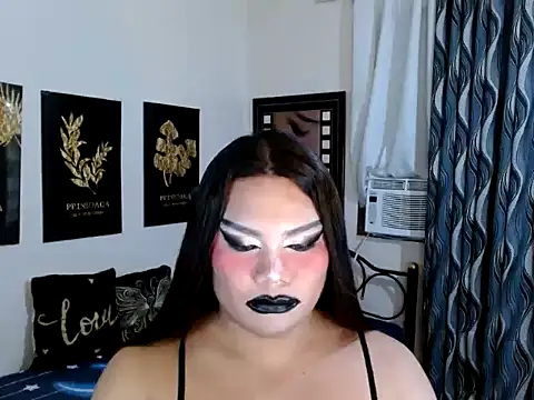 TSbrianaHugeCock's Webcam Show