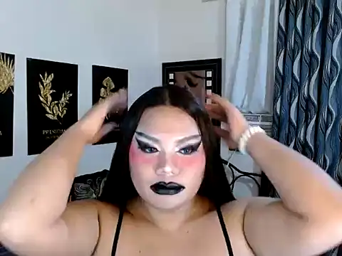 Вебкам-шоу TSbrianaHugeCock