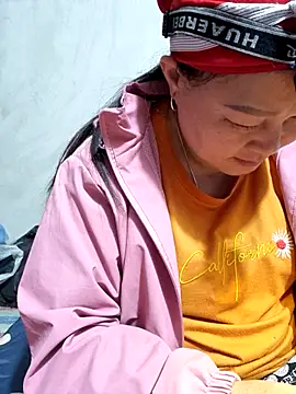 yoowwmr – Live XXX-chat