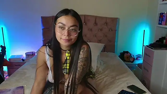 Chat XXX ao vivo de miaa_saenz1