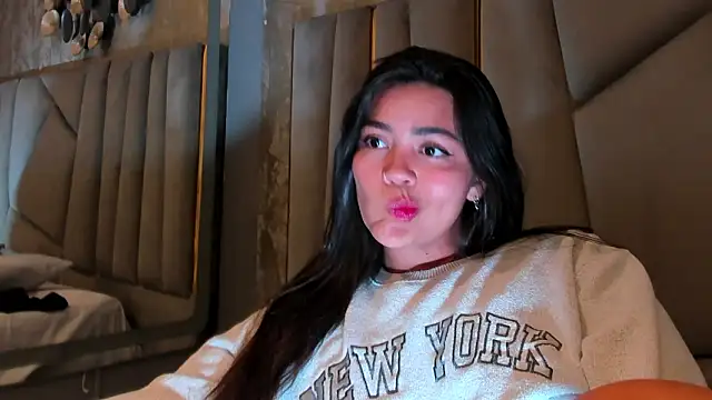 Онлайн чат XXX KimDevinne