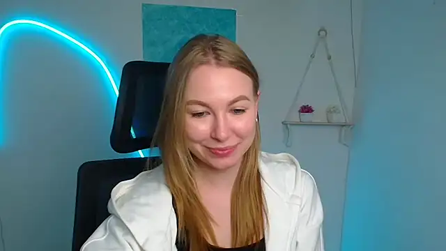 Dana_flowers Chat XXX live