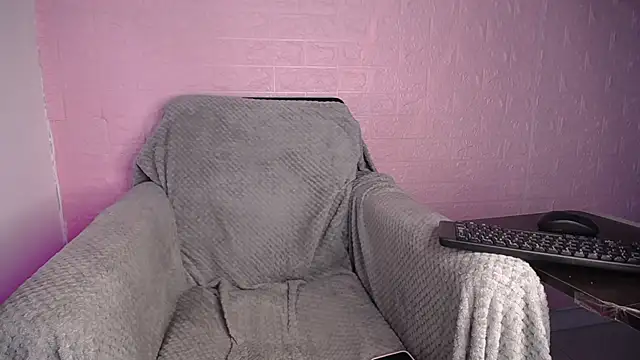 Czat XXX na żywo – Princess_Mia1126