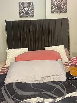 Živý XXX chat LunaCovenn