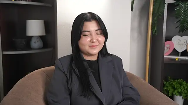 Chat XXX en directo de ElnaSharits