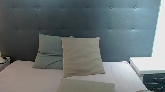 chaneelstark's Live XXX Chat