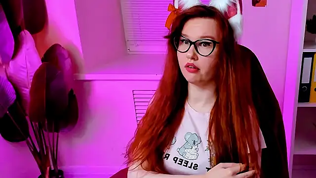 CarolGiggly Adlı Modelin Canlı XXX Sohbeti