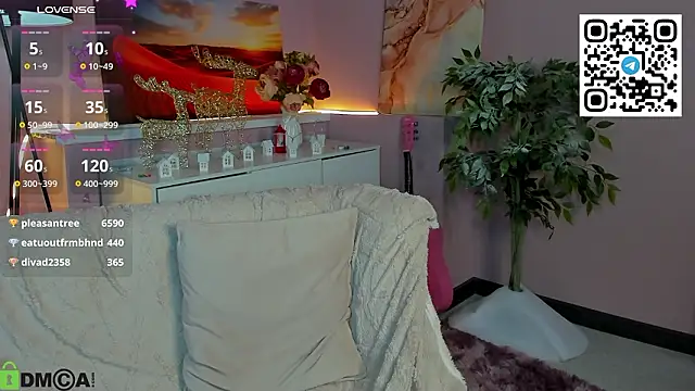 Chat XXX en directo de CherryLexi_