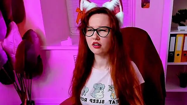 CarolGiggly's Live XXX Chat