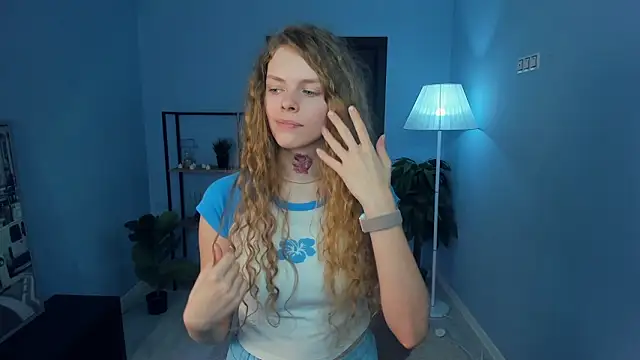 RayaNenlia 现场XXX聊天