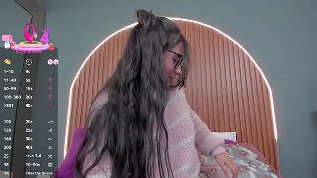 NayeCloud: απευθείας συνομιλία ΧΧΧ