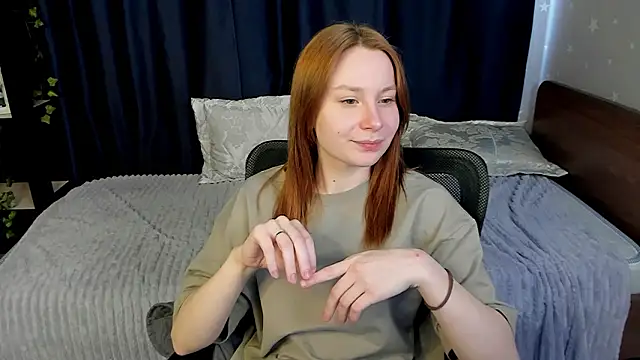 Lola_Raivis_ 即時 XXX 聊天