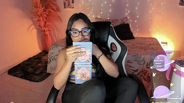 Chat +18 de Riana_Kean ao vivo