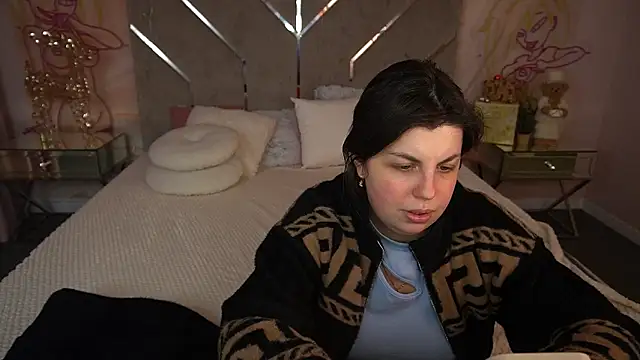 دردشة MirandaWong الجنسية المباشرة