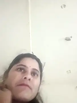 JULEE-740's Webcam Show