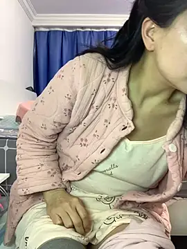 cgooh-611's Live XXX Chat