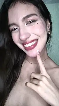 Emily-hottson's Live XXX Chat