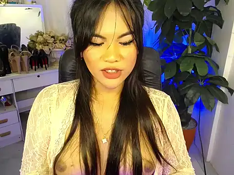 AngelitaDeputouch Show in webcam