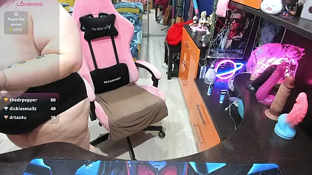 Softie_Sofy élő XXX-chatje