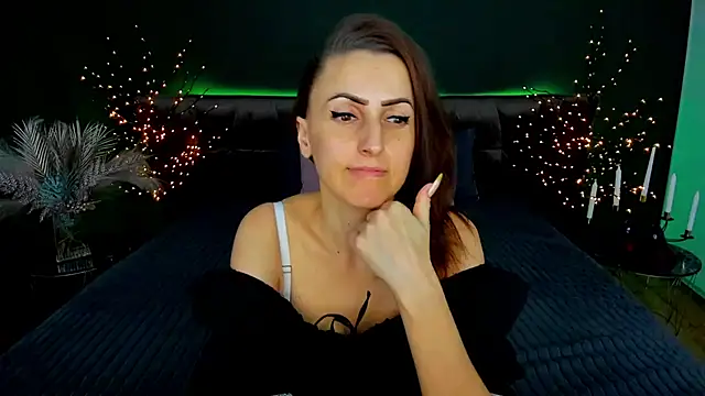 Rebecca_DiamondのライブXXXチャット