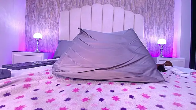 XXX chat uživo modela raven_lilith_