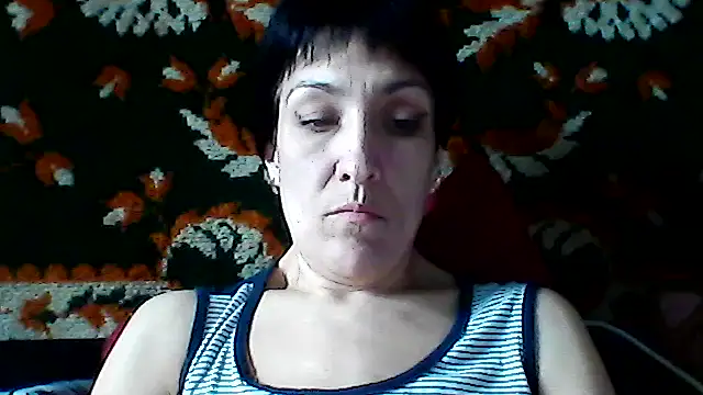 Chatroom XXX en direct de SunnyAmorre