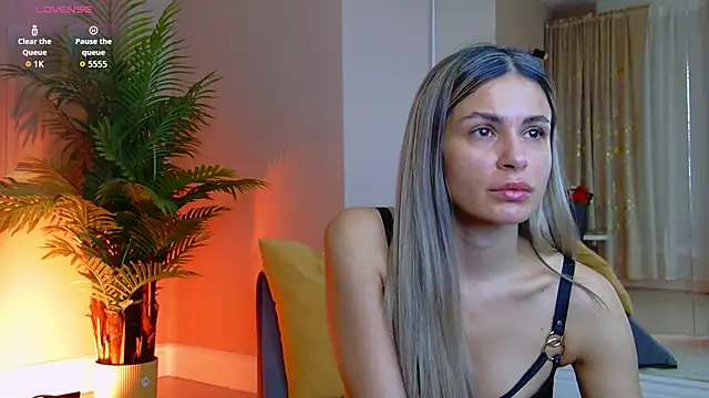 دردشة Avril_Cyrus الجنسية المباشرة