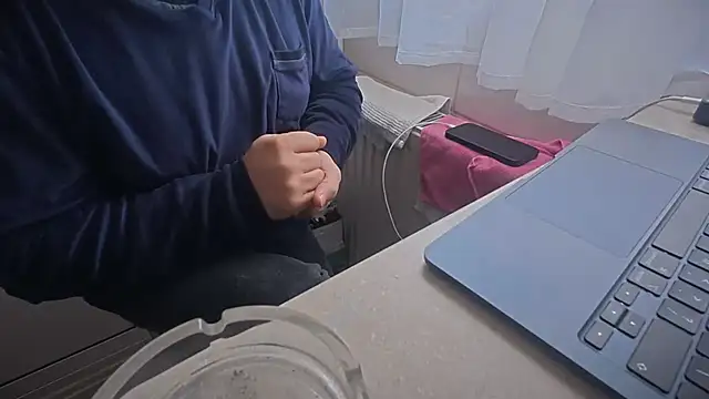 TARKAN1 webkamerás műsora