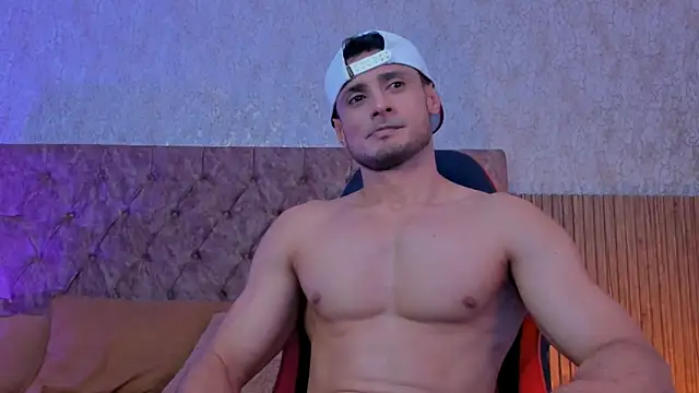 Adonys_Lewis_ Chat XXX live