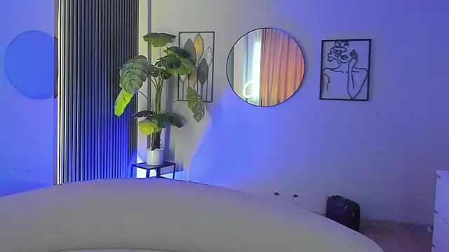 Chat +18 de KaylaLuxx_ ao vivo