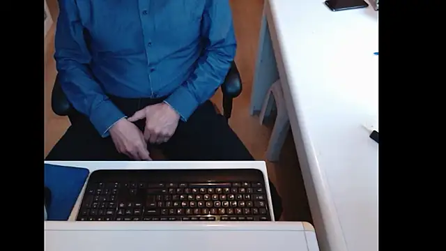 dutchpornking live XXX chat