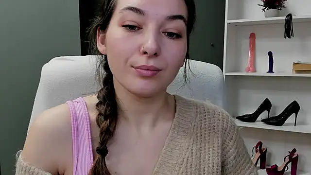 Chat +18 de Meagn_Extasy ao vivo