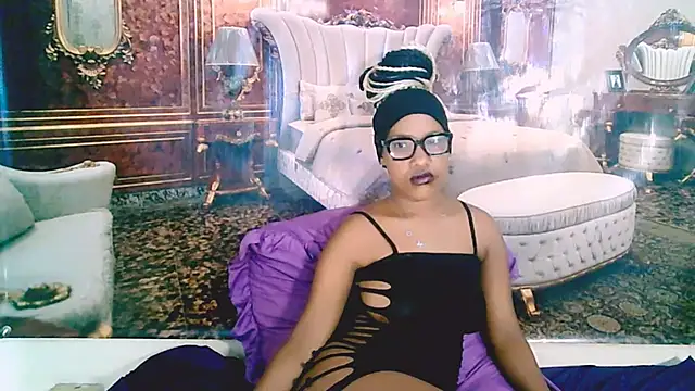 EroticSexyPrada's Live XXX Chat