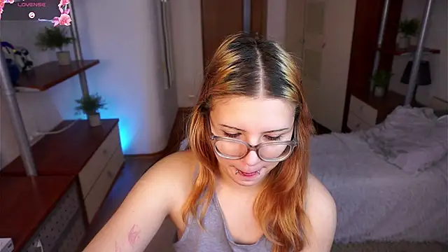 VerniceEngelking: вебкам-шоу