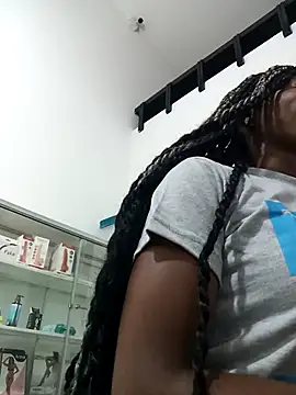 NalaRoux Chat XXX live