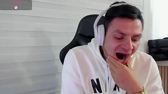 Živý XXX chat Rick_Adams