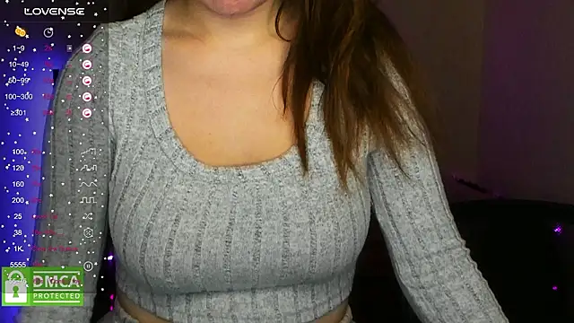 Aminabeatris élő XXX-chatje