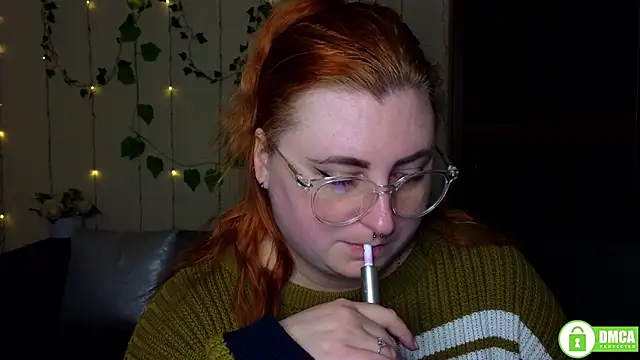 Alicia_love00 élő XXX-chatje